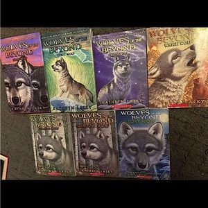 *FULL BOOK SERIES* Wolves of the Beyond by Kathryn Lasky